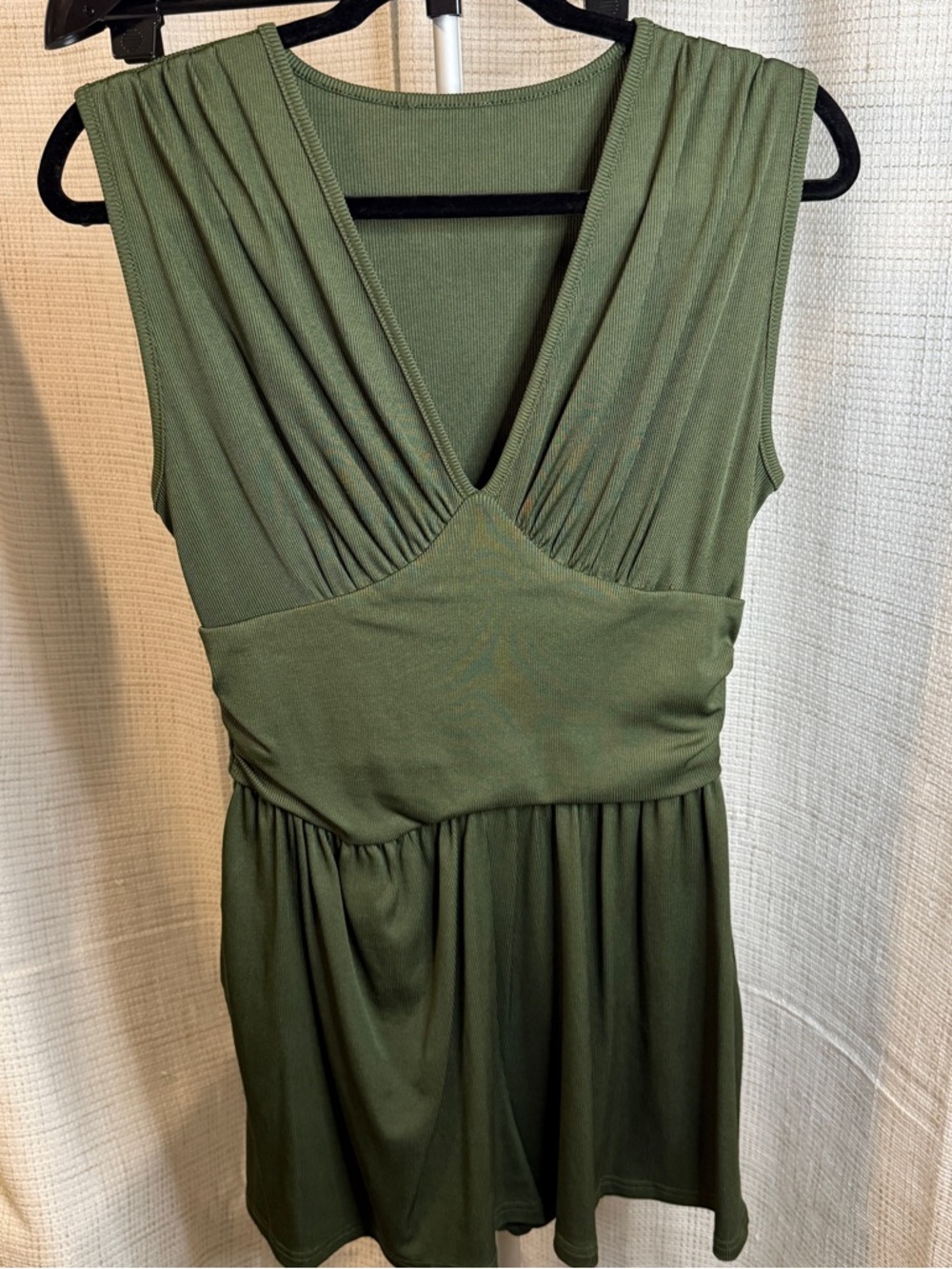 Olive Green Sleeveless V-Neck Jumpsuit Romper